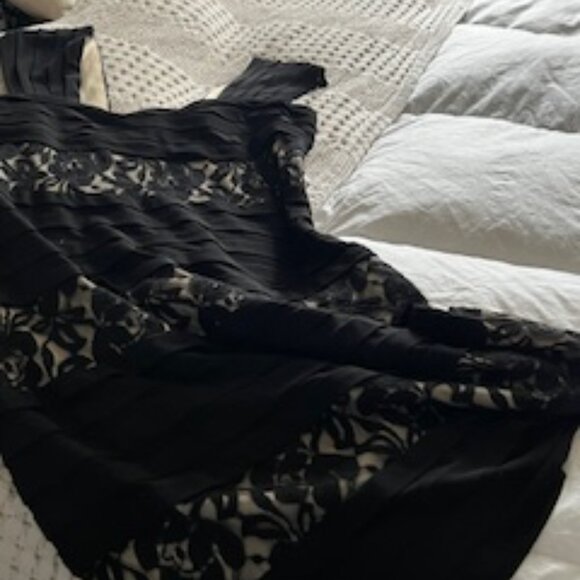 SUPER CLASSIC Black Guest Wedding dress - Picture 1 of 6